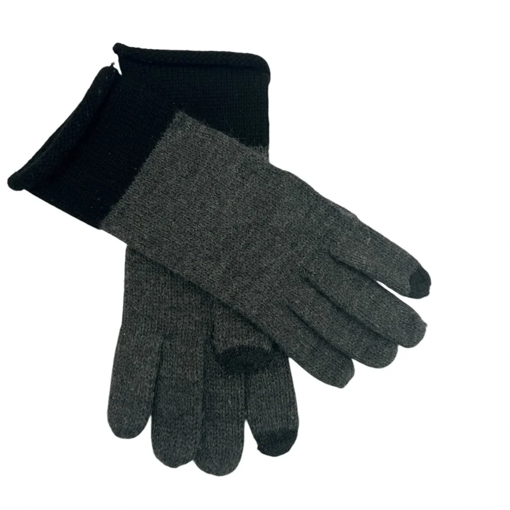 Gray Phone Tip Women’s Gloves size Medium